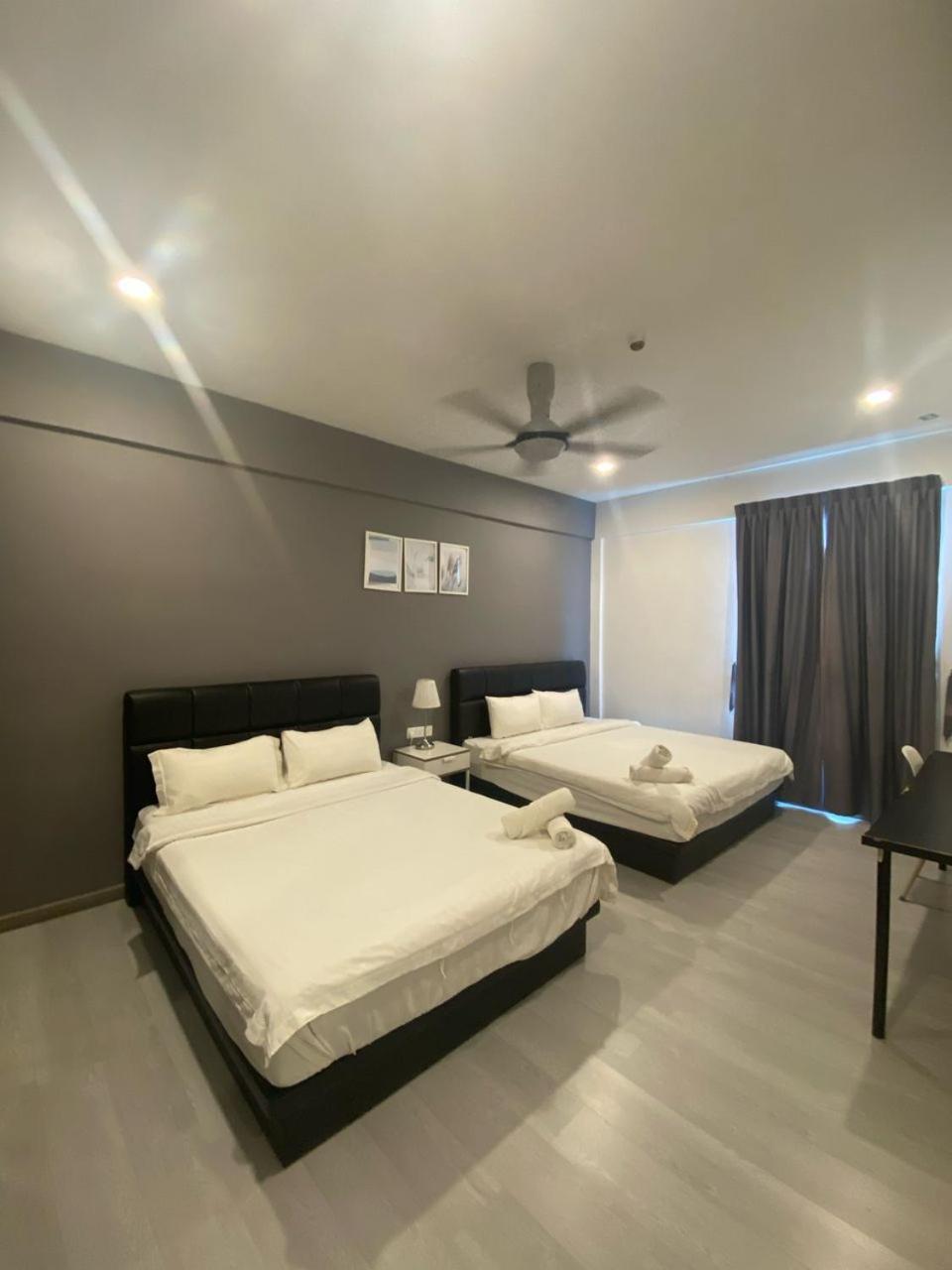 Havona Hotel - Taman Tropika Kulai Eksteriør bilde